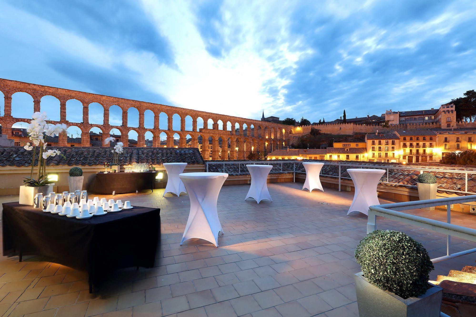 Eurostars Plaza Acueducto Hotel Segovia Exterior photo